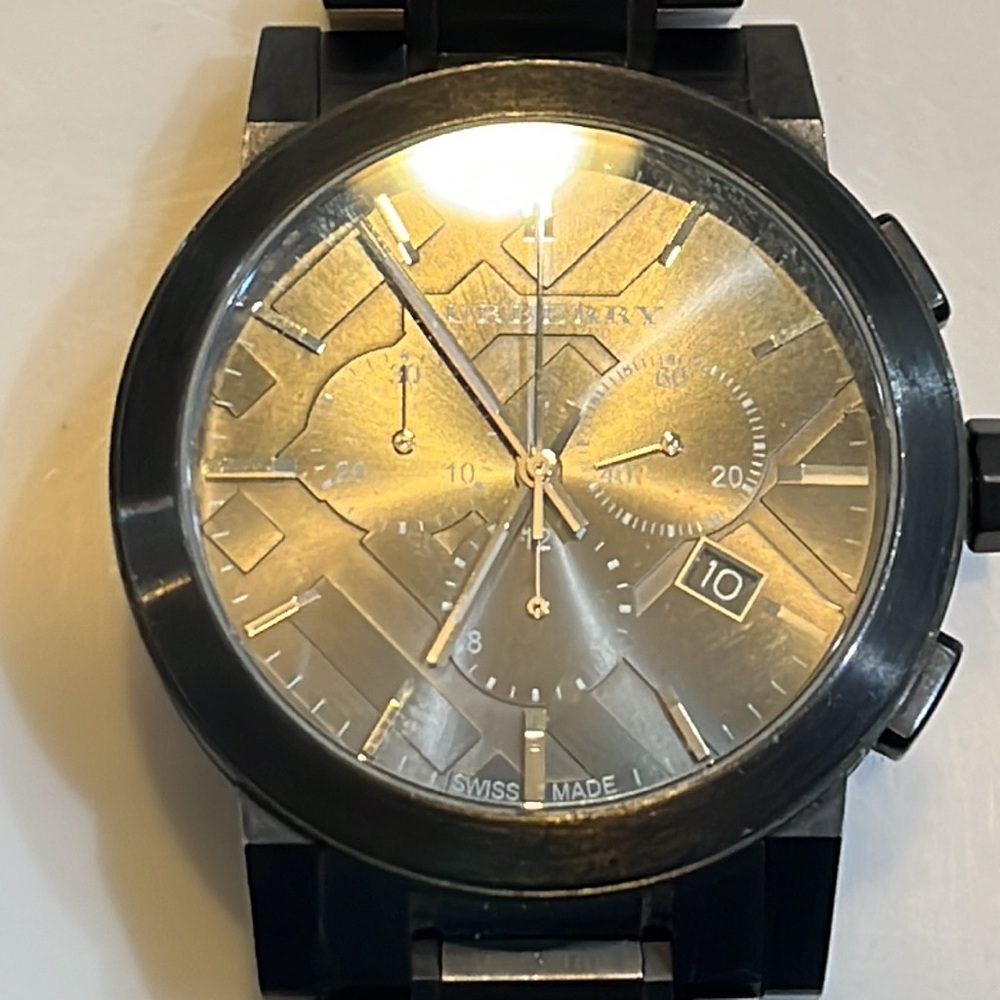 Burberry Watch - Picture 4 of 4